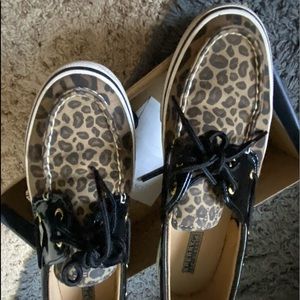 Sperry top sider leopard boat shot 9.5